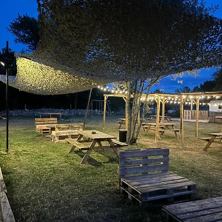 La De Mercone Crenu Lodge *